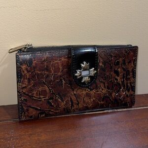 Patricia Nash Marene Floret Leather Large Wallet Brown AUTHENTIC (MINOR DAMAGE)